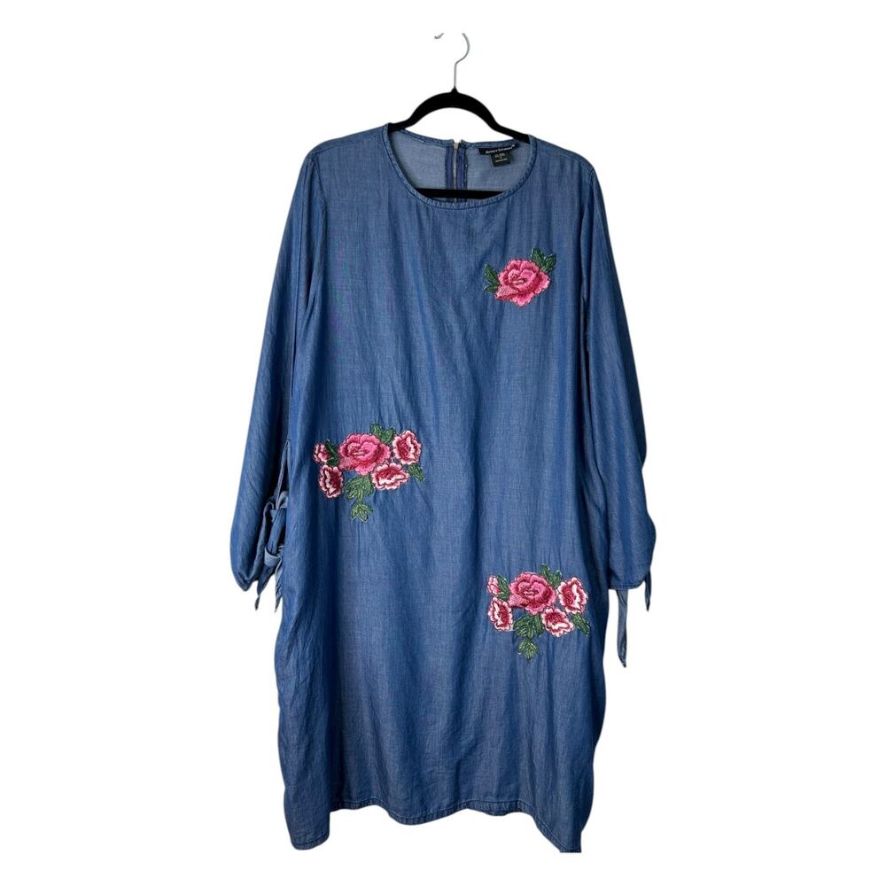 Ashley Stewart Chambray Rose Embroidered Dress Size 12‎ Roll Tab Denim Shift